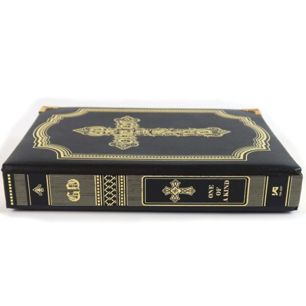 G-Dragon - One of a Kind [Gold Ver.] Album CD 2012
