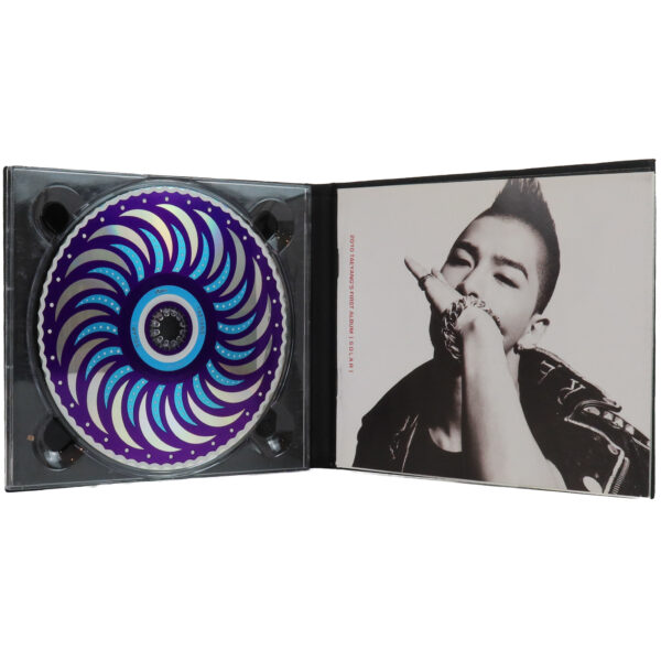 Taeyang - Solar 1st Album CD 2010 Bigbang